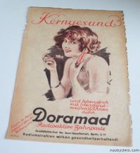 Зубная паста с радиацией, детский набор радиации "Ученый" и проч - из 40-х

В 40-50-е годы радиация воспринималась по иному. Была зубная паста с Родоном, Родоновые маски для лица, родоновая соль для ванн. 

Например, немецкая радиоактивная зубная паста "Doramad". 
Выпускалась компанией Auer в Берлине. Содержала радиоактивный торий. 
На обороте тюбика надпись: "В чем польза зубной пасты Doramad? Ее радиоактивное излучение увеличивает защиту зубов и десен. Клетки насыщаются новой энергией жизни, бактерии теряют свои болезнетворные свойства! Это обеспечивает отличную профилактику и лечение болезней десен. Паста нежно полирует зубную эмаль, делая её белой и блестящей. Предотвращает образование зубного камня. Прекрасно пенится и обладает новым, приятным освежающим вкусом. Можно применять в небольших количествах."