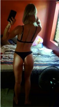 а фота рихтанутая!