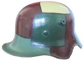 Не совсем в тему копанины на Вторую Мировую войну, но все же красивая германская каска М1918.