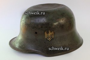 В ходе рукопашного боя?  Это <span style='color:gray'>[мат]</span>, по-моему все гораздо проще