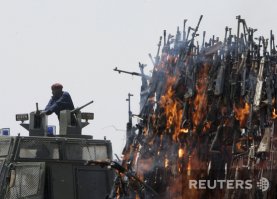 Здесь тоже тупо огня добавили, увеличили в размерах?