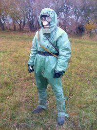 Без костюма РХБЗ к ней не приближаться.