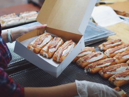 меня одну смущают эти странные блюда? Это действительно сладости с беконом??