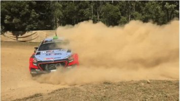 Это Молния МакКуин! Самый быстрый из машин!