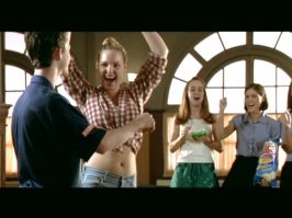 "100 девчёнок и одна в лифте" - самый лучший её фильм!