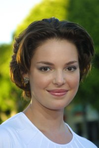 "100 девчёнок и одна в лифте" - самый лучший её фильм!