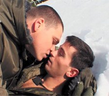салабон- салобоном всю жизнь останется! дембель)))) чести много на пархатых смотреть сиди там дальше и не отсвечивай " арабской мирной хатой гордо рее ж#д пархатый" ! у вас там мужиков нет походу раз телок в армию призывают! ты который из них с низу или с верху ?
