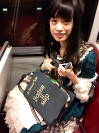 16 приятных и необычных подарков для тех, кто очень любит книги