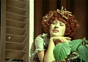 15 уродливых киногероинь, сыгранных красотками (16 фото)