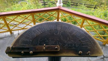 Вот такой гороискатель в г. Молде, Норвегия: