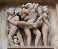 Порно-скульптура, храм Кхандарья Махадео, западная группа Каджурахо