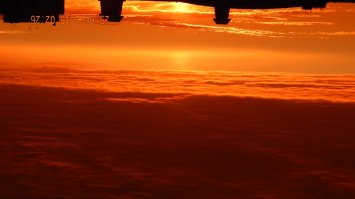 Переворачивать фото тоже интересно)))