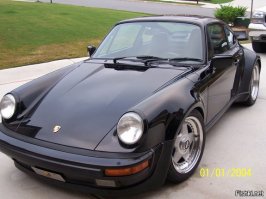 Найденный спустя 35 лет в гараже Porsche