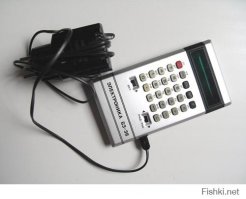 Чем больше мастер имеет опыта и навыков в диагностике и ремонте, тем меньше он занимается этим у клиента. А эти байки от установщиков винды и антивира (тут 2 типа опасны - школьник\студент с "андроидом" в голове, и дяденька предпенсионного возраста с познаниями о сексе с перфокартой) про нефигделать - это от безответственности и пофигизма к результатам своей работы.