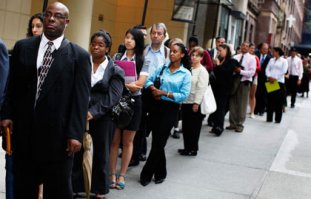 Как будто бы в капиталистическом обществе нет очередей...