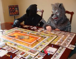 Не хватает старой классики настольных игр - Талисман. Вот в это реально можно залипнуть на все выходные.
Есть, кстати, и цифровая версия игры.