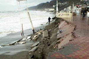 Набережная из песка...