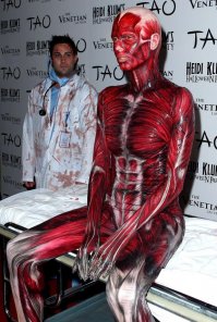 В этом году Хайди как-то не сильно соригинальничала - куда непохожих на неё клонов. То ли дело раньше!