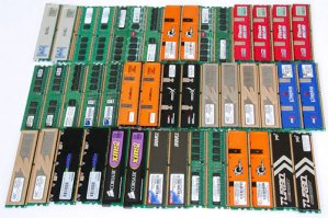 Вот решил поменять память, и мешок в магазин надо будет брать.