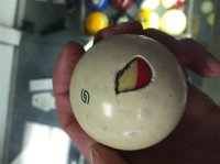 Так это же Polandball ИРЛ!

А вот с бутылкой перебор. Производитель, вероятно, прочёл легенду о бутылках со слегка искривлённым горлышком от французского винодела Жана Поля Шене и ничтоже сумняшеся решил спереть идею. Однако несколько переборщил.