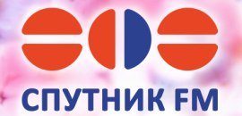 По керамической кружке.