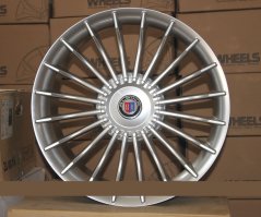 Ну вот что в них роскошного? Цыганщина убогая! Вот пример красивых дисков