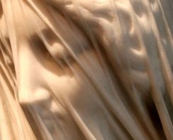 Из мятого в статье только мозги автора.

Работать с камнем Homo умели ещё с конца эпохи плиоцена.