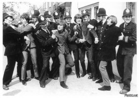 И на улице Роллинги...