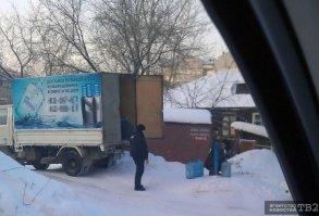 А Вы за такое же говно еще и платите?