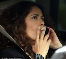 10 голливудских красавиц, которые курят (11 фото)