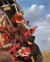 В джинсах , в поле  ? на целине ?