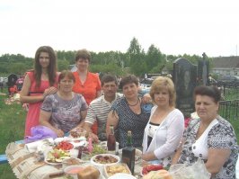 Навестить приехали?