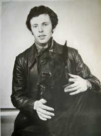 А это моя Бесса,87см.в холке,85кг.Фото старое,середины восьмидесятых,так что за качество не ругайте.