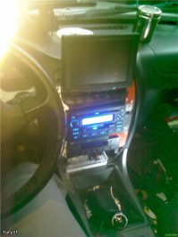 Такой, как-то собрал. 
Ничего необычного, хотя корпус и самодельный. 
Но стоял он у меня в машине. :)