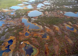 зато ни кто нас не завоюет- утонут
