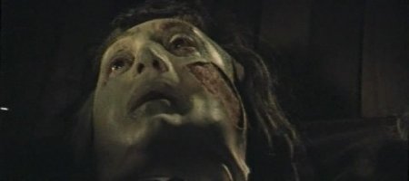 "День гнева" 1985. Весь фильм пронизан атмосферой мистики и ужаса. А финальная часть - это вообще момент всем моментам! Ссались даже взрослые, не говоря уже о детях. Кто видел, тот поймёт. До сих пор смотрится жутко.