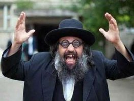 Ну-ка покажите мне место, где недвижимость растет по 25% в год! И это мы про доллары. Да все строительные компании ломанутся туда... и у командиров будут пейсы.
При инфляции доллара это бешеный процент, +6% от сдачи. На круг выходит больше 31% в год. Да это-ж треть! Не верю сразу.
Такое может происходить только в стране с неустойчивой экономикой. Например в нашей стране недвига растет на 10% в год, при инфляции (заявленной, реальная сильно выше) около 11%. Банки тоже предлагают вклады под 10% - значит выгоды нет. Сдача в наем - 6%. Получим 16%. Это выгоднее банка, но невозможно быстро выдернуть деньги. Да и на покупке-продаже игра в цене около 3-5%. Это не очень точная наука, нет двух совсем одинаковых вариантов на рынке вторички - окна на разные стороны, чуть другая планировка, визуальный ремонт и т.д. И это в пределах одного дома может быть, ну а уж что в пределах квартала даже не берусь.
Если они взяли ссуду у банка на 500 тысяч, а потом продали дом за 800 и отдали банку 500, то им-же надо купить новый, а он стоит... 800, а на руках 300.
Не складывается. А вот если они покупают стрёмные старые дома, парень жутко рукастый и скоростной, приводит их в порядок, а потом продают как крутейший дом, то вполне.
Купил за 500 гамно, стройматериалов на 20 штук, работал 5 месяцев с утра до вечера без выходных и получил карамельную избушку. Полагаю именно так и есть на деле, но об этом умалчивают, иначе сказки не выйдет.