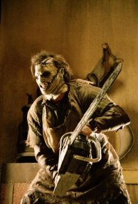 Купи пилу, твори искусство.

PS. Автор работ - мастер!