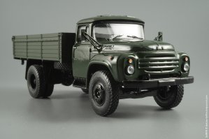 Жалко конечно, батя мой больше 15 лет отработал на "литейке"!
Проебали такой завод,такого автогиганта....и ведь завод загубили искусственно, ничего не вкладывали в него!Теперь конечно в центре Москвы,будет элитный жилой район с выходом на набережную,где будут пришвартованы яхты....круто что говорить!?
Я помню еще ездил в лагерь Юный зиловец, отцу путёвки выдавали!!!
Могли же денег вложить,и наладить производство.....Пока ЗИЛ!!!!