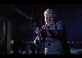 Тссс, не спугни очередную городскую сказку. 
Пусть верят в старушку-терминатора.