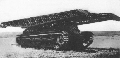 Советский нженерно-мостовой танк ИТ-28 во время испытаний на НИБТ полигоне в Кубинке (Московская область). Мост уложен на танк.

ИТ-28 — инженерно-мостовой танк (танковый мостоукладчик) межвоенного периода. Разработан в 1936—1940 годах на базе среднего танка Т-28. Единственный опытный экземпляр, построенный в 1940 году, прошел полигонные испытания, однако не был принят к серийному производству