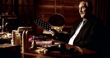 Сотрудницы секс-шопа отбились от грабителя фаллоимитаторами