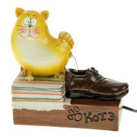 Конечно несправедливости в нашей стране полно и ее все больше, 
но как-то... Лампой "потянуло". :)