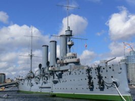 я сначала подумал что Аврора на фото!