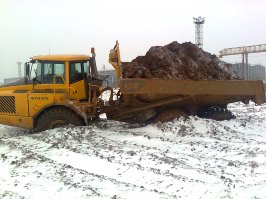 Ну не знаю, мне по мерзляку, больше нравится ездить, ни чего он не давит, в отличии от не укатанного свежака!