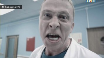 Не увидел я давки никакой! дети всегда такими были, это как бы азарт, все в рамках приличия) Автор УПЫРЬ!