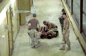 Просто  оставлю  это сдесь..



""
США отпустили 18 узников Гуантанамо Большинство подозреваемых в терроризме - невиновны

...из американского центра Гуантанамо для содержания военнопленных, подозреваемых в причастности к террористической деятельности, были освобождены 18 содержавшихся там узников, сообщает Associated Press.


""

------------------------------------
- что до фашистов и Япов - так  за массовость их всем  миром и мочили.  Ныне палиться желающих нема.