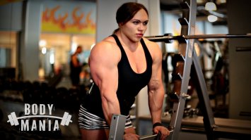 Наташа подросла, теперь бойся )))