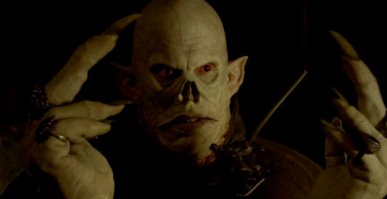 Роберт Мэйллет из "Штамма", хотя там больше половины актеров под гримом.