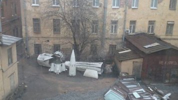 Не заказывайте ёлки онлайн! :)
